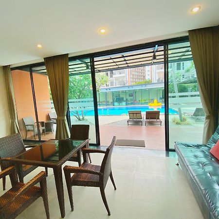Villa Navin Jomtien Beach Extérieur photo