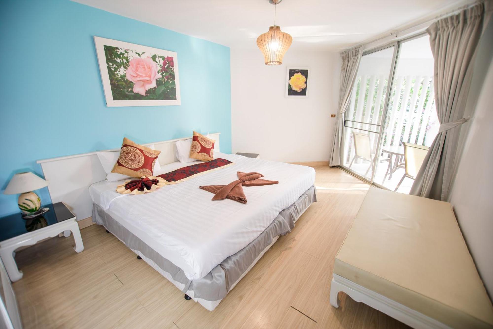 Villa Navin Jomtien Beach Extérieur photo