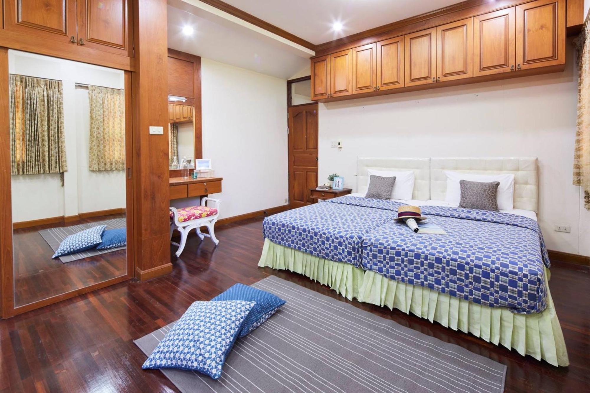 Villa Navin Jomtien Beach Extérieur photo