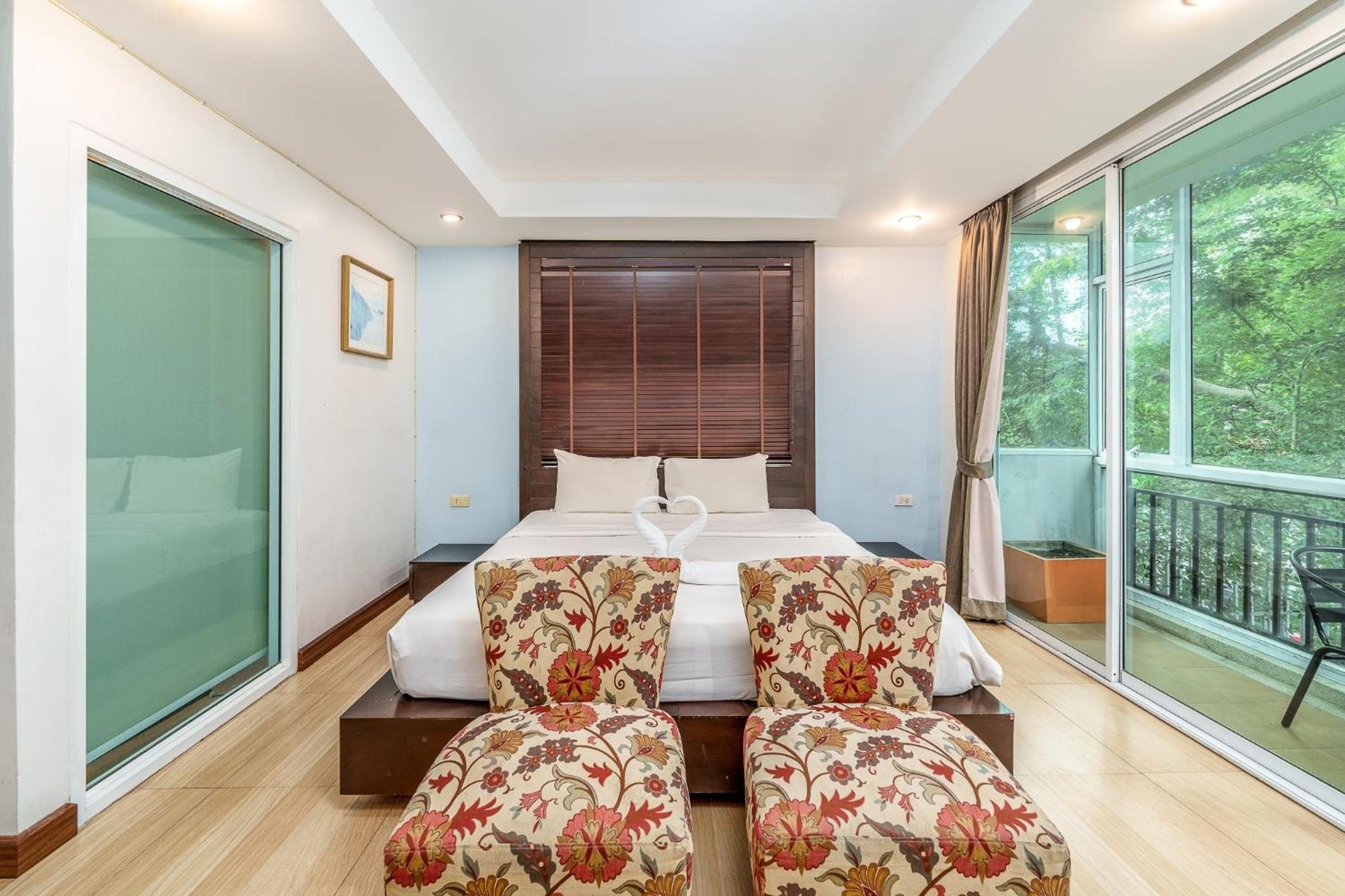 Villa Navin Jomtien Beach Extérieur photo
