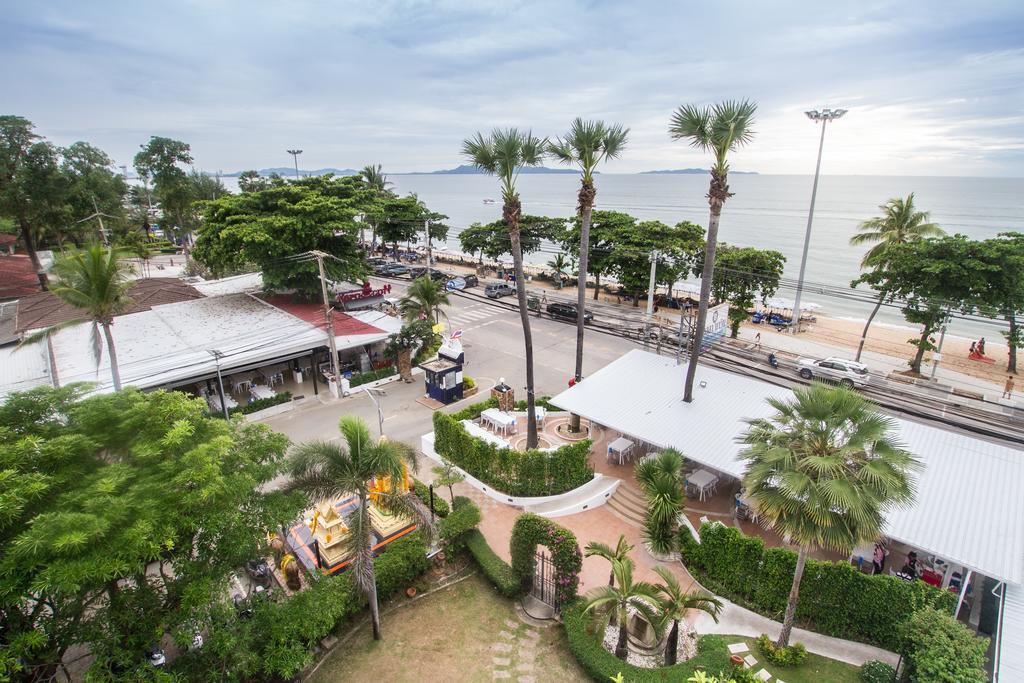 Villa Navin Jomtien Beach Extérieur photo